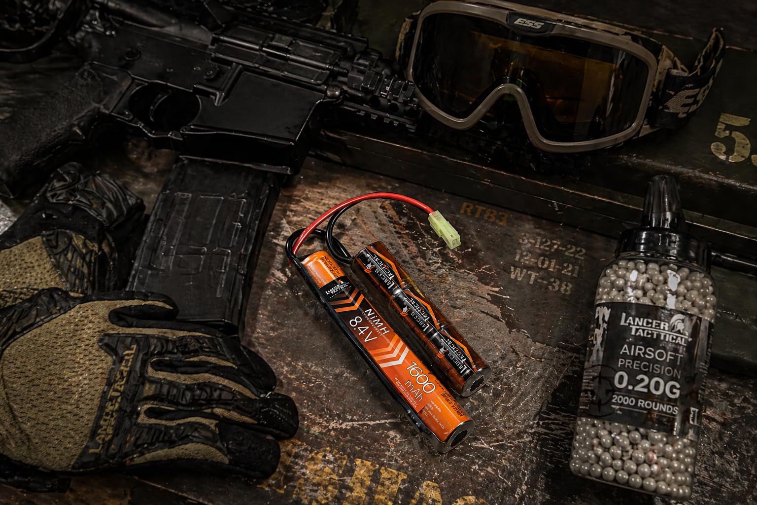 Amazon.com: Lancer Tactical 8.4V 1600mAh NiMH Nunchuck Airsoft